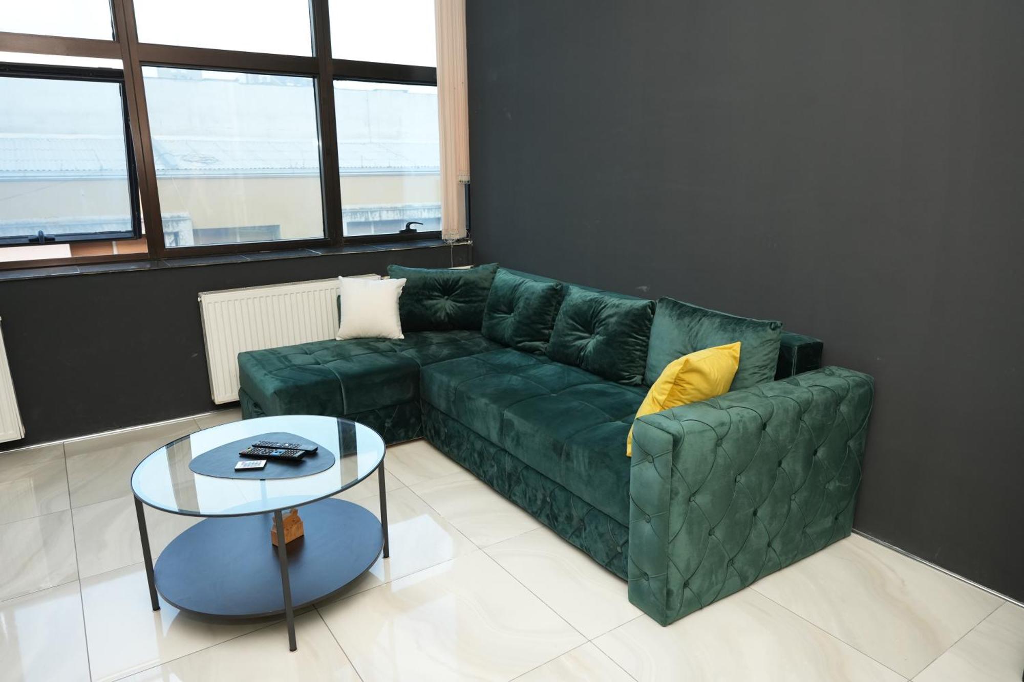 Black Diamond Nis Bagian luar foto